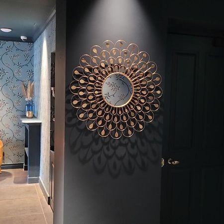 Santarella Guest House Милано Екстериор снимка