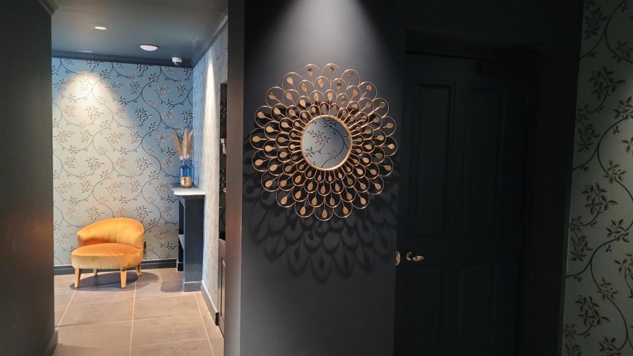 Santarella Guest House Милано Екстериор снимка