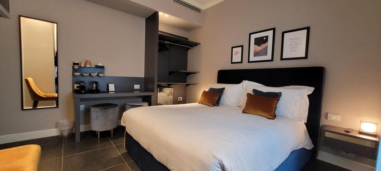 Santarella Guest House Милано Екстериор снимка