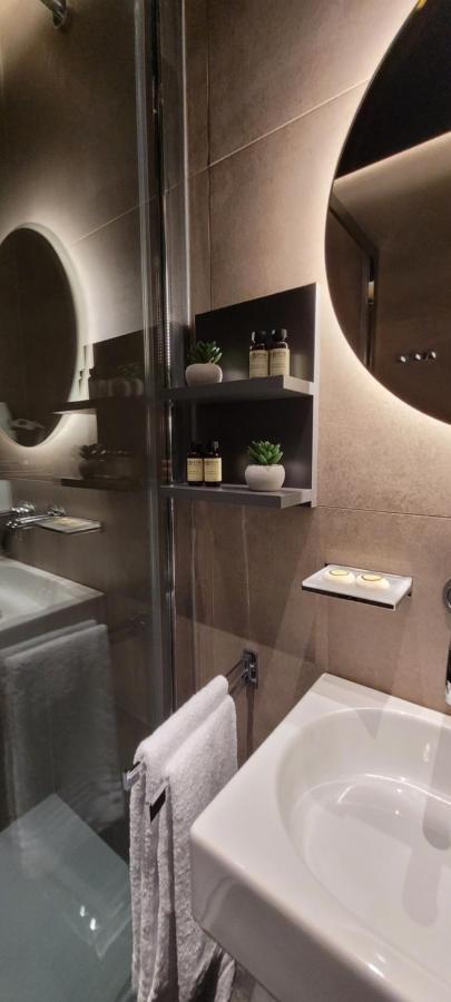 Santarella Guest House Милано Екстериор снимка