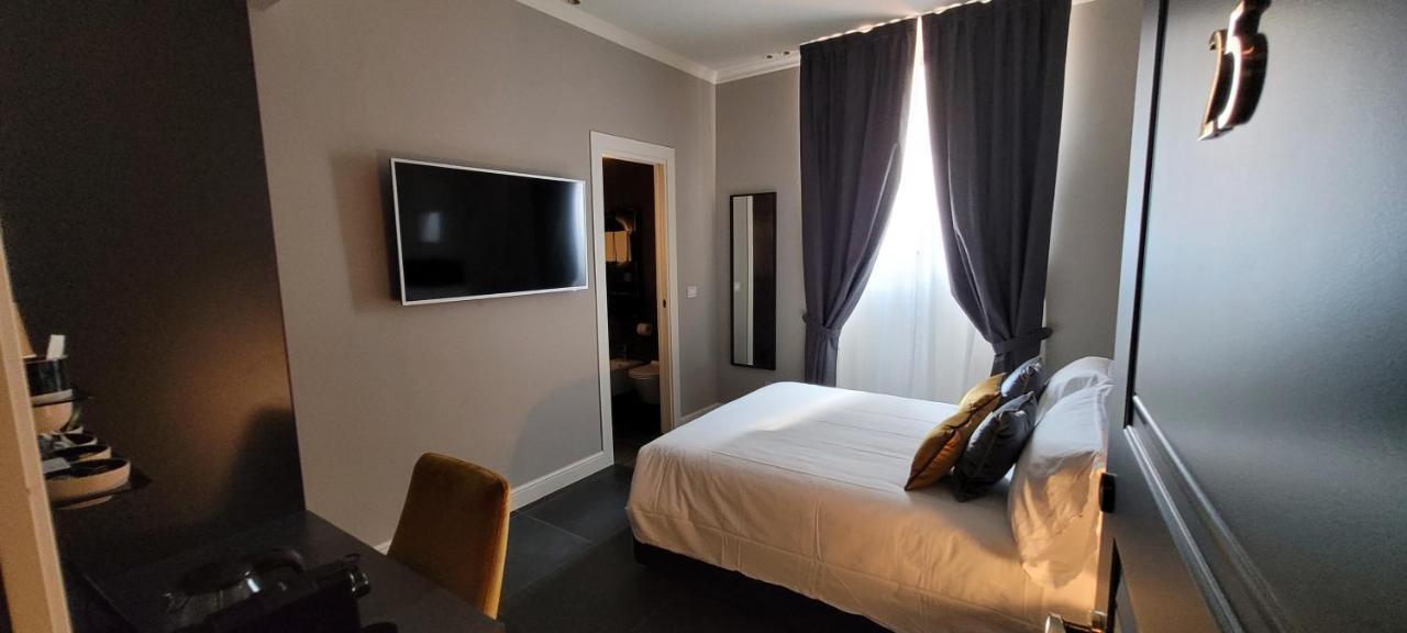Santarella Guest House Милано Екстериор снимка